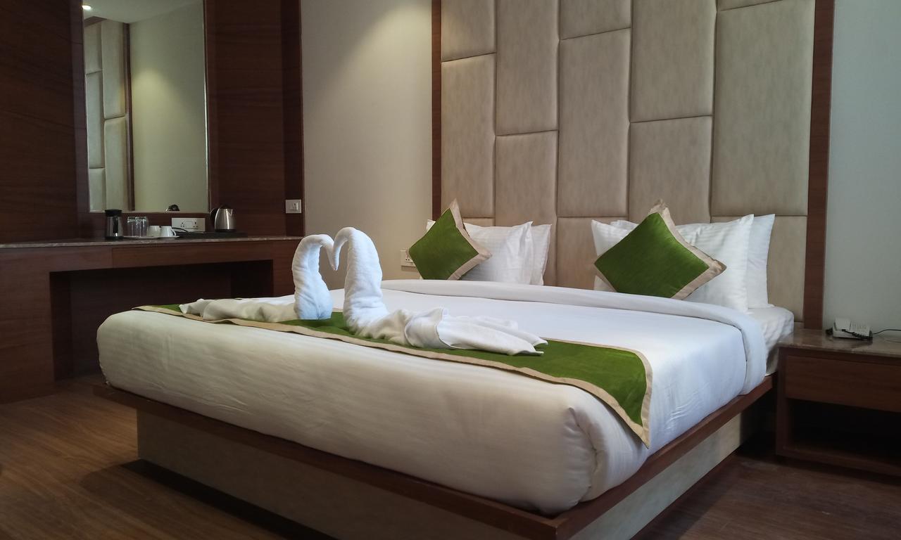 Hotel Maple Grand Agra  Exterior foto