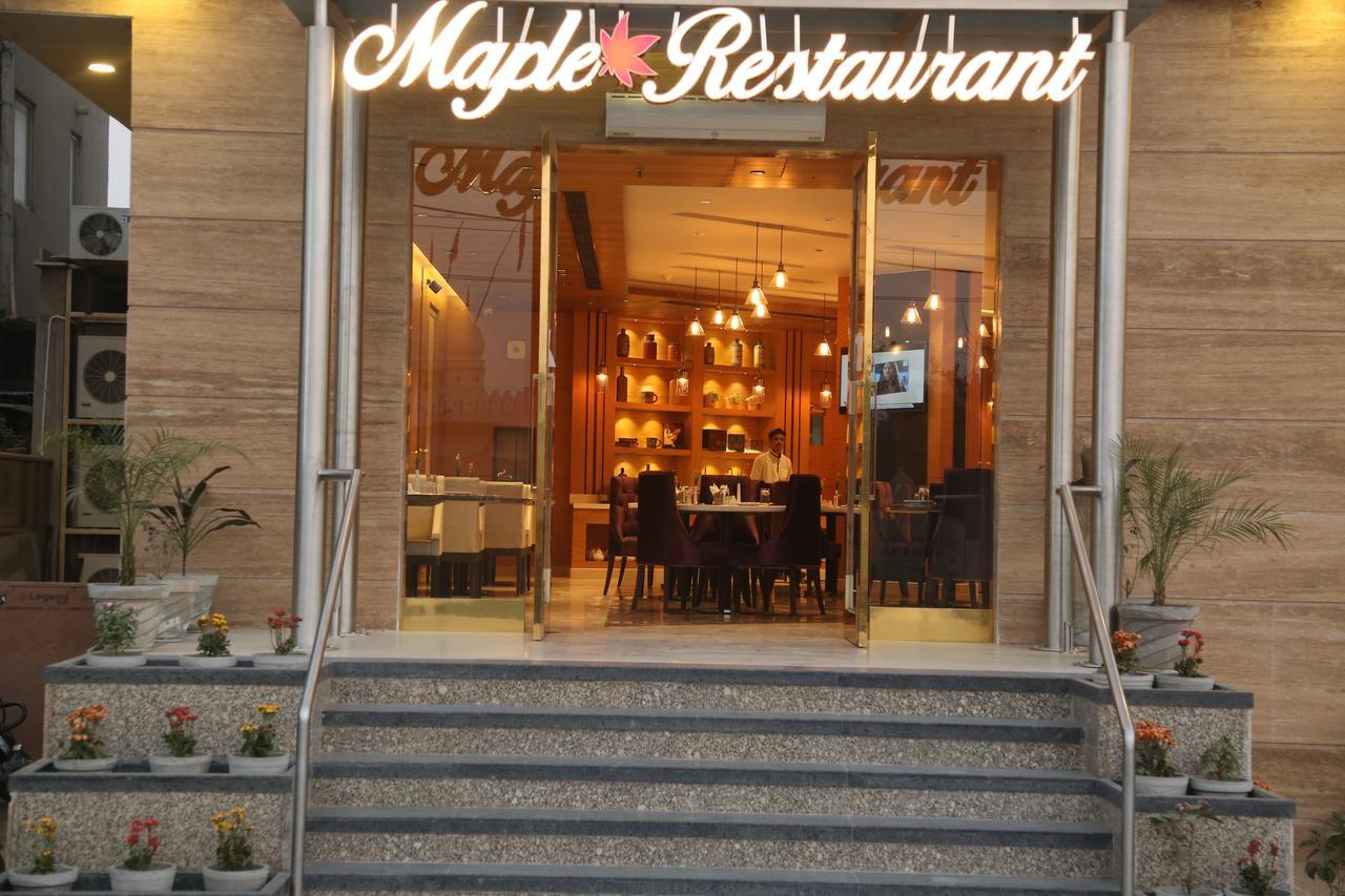 Hotel Maple Grand Agra  Exterior foto