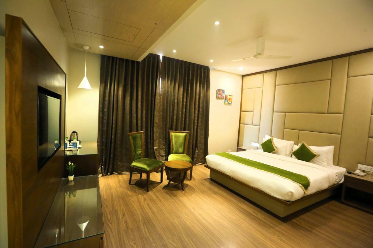 Hotel Maple Grand Agra  Exterior foto