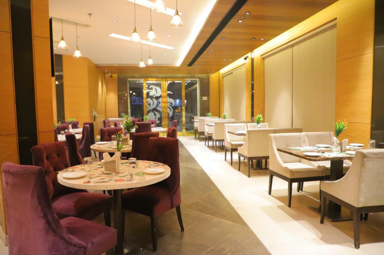 Hotel Maple Grand Agra  Exterior foto
