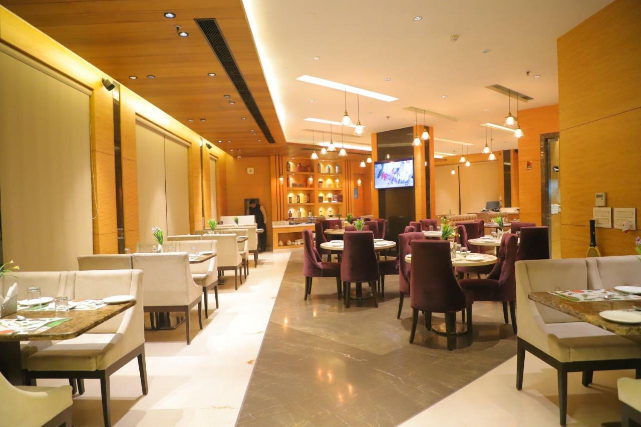Hotel Maple Grand Agra  Exterior foto